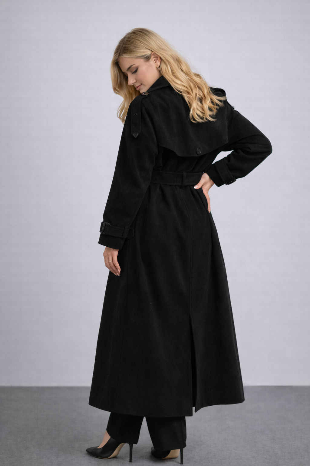 Vivienne | Trench coat oversize para mujer en suave mezcla de lana