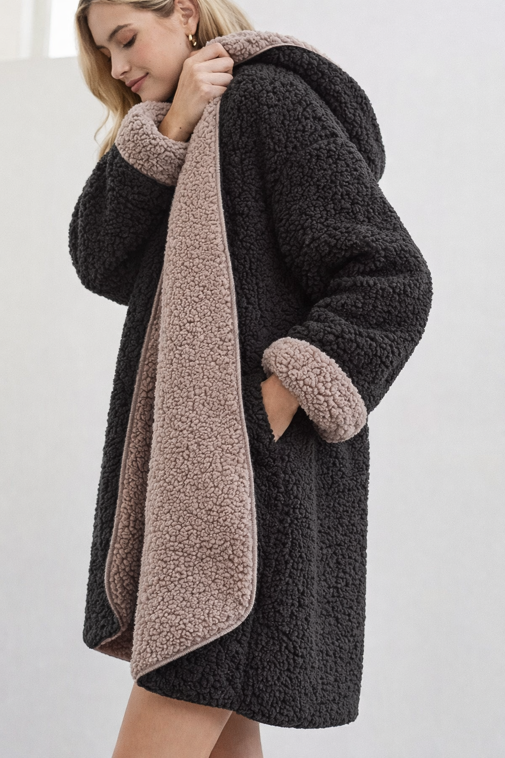 Verónica | Encantadora chaqueta teddy con capucha