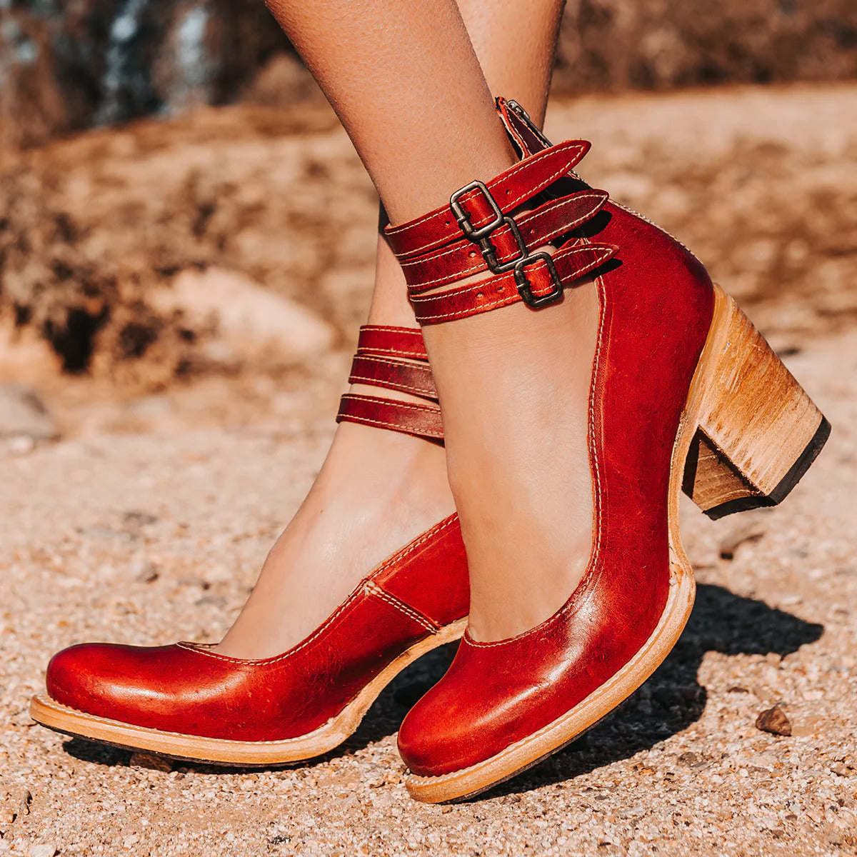 Antiqua | Tacones Vintage Clásicos