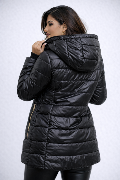 Julieta | Chaqueta acolchada de moda para mujer, cálida y con capucha