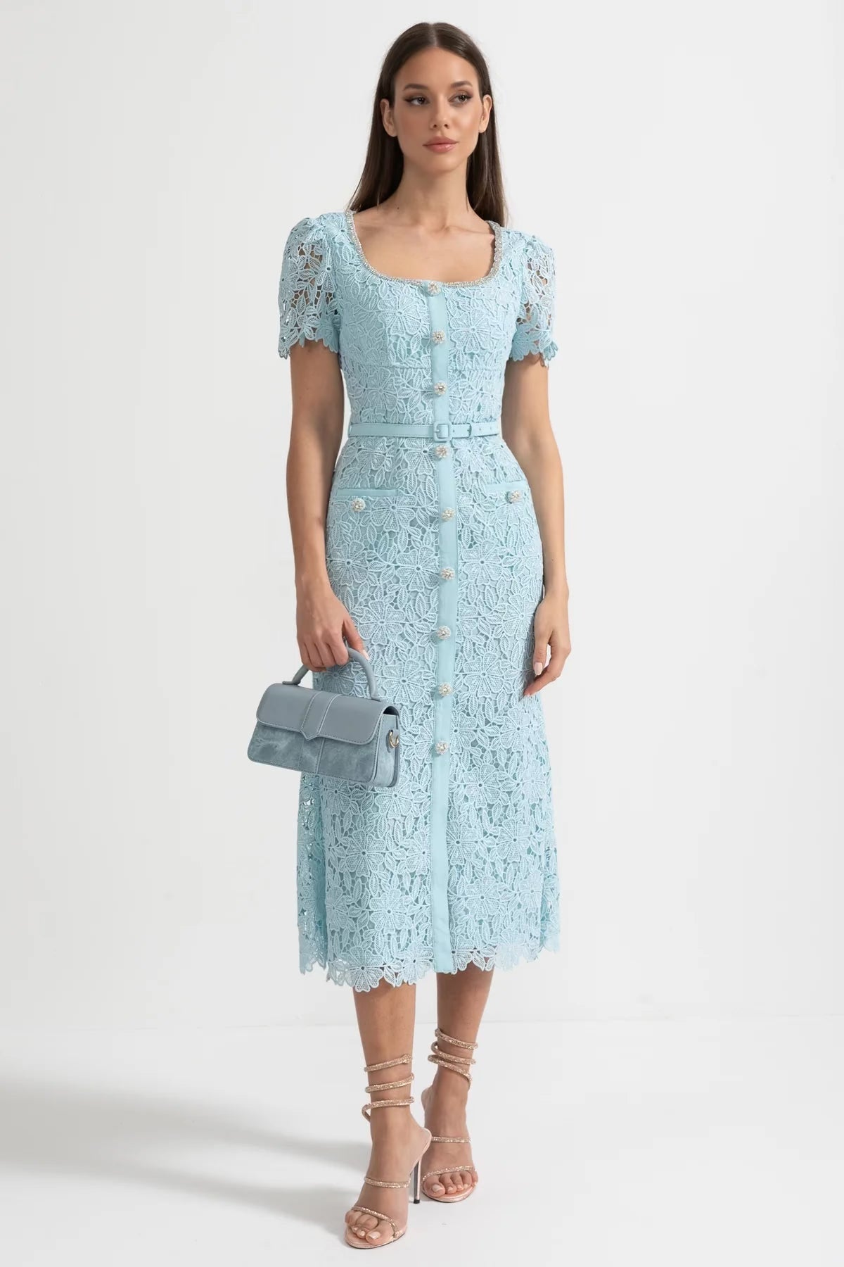 Azucena | Vestido Midi de Encaje Azul Cielo