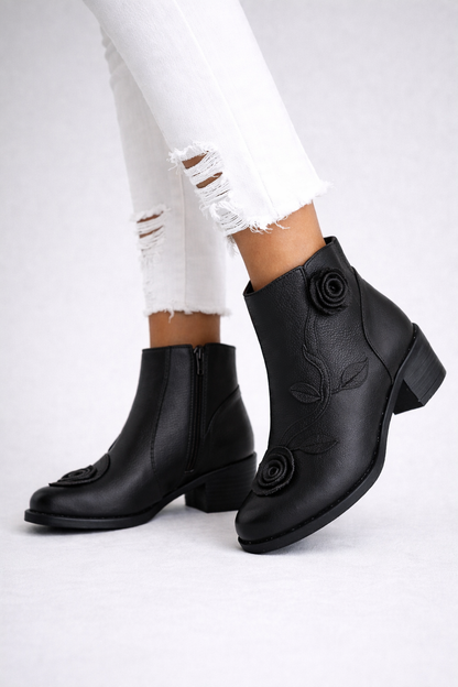Lydia| Botas Martin de Cuero con Tacón Medio