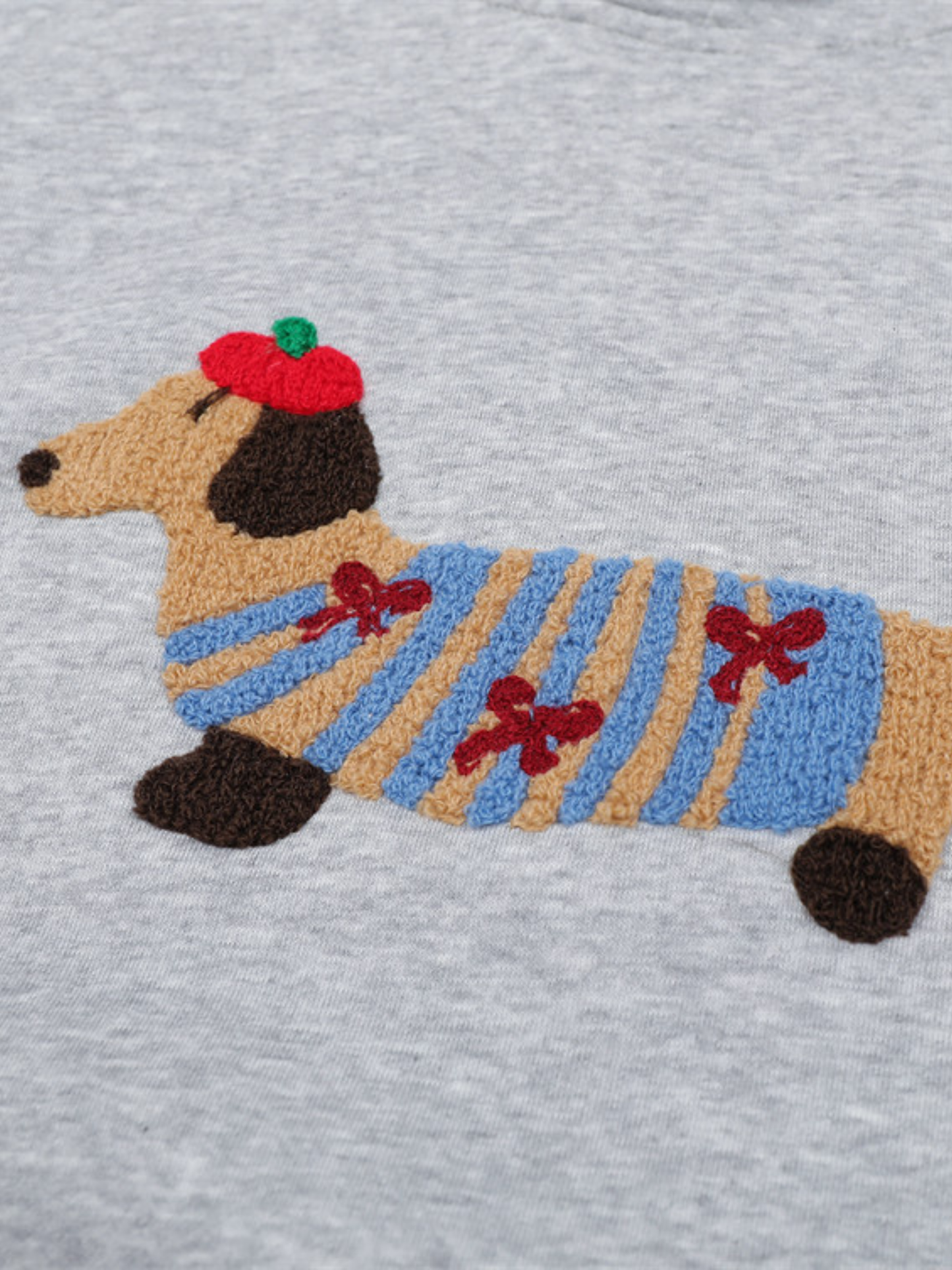 Nancy | Sudadera con capucha Cozy Pup con bordado de cachorro