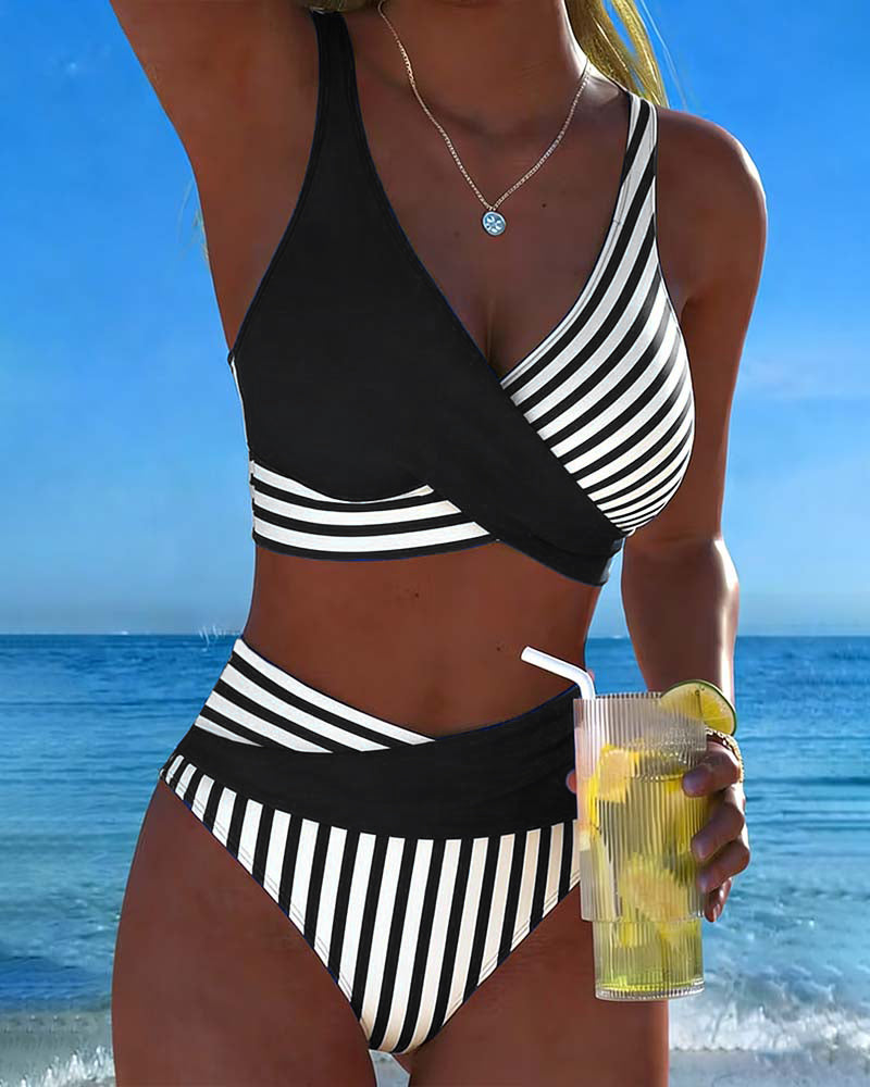 Eva | Bikini de Dos Piezas con Estampado a Rayas