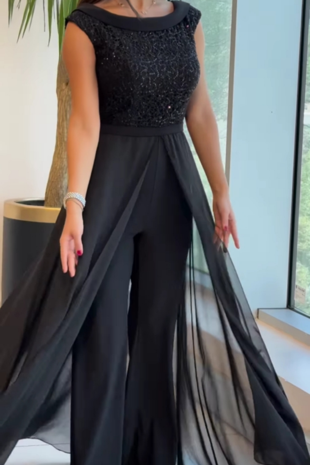 Alessia | Mono Largo Negro con Lentejuelas